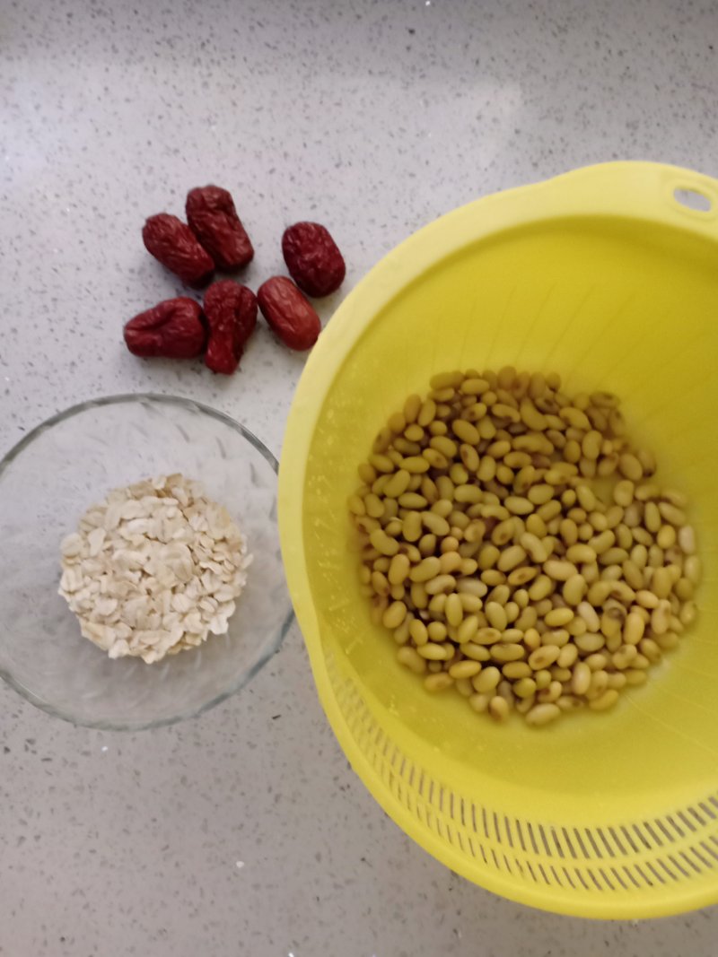 Steps for Making Red Date Oat Soy Milk