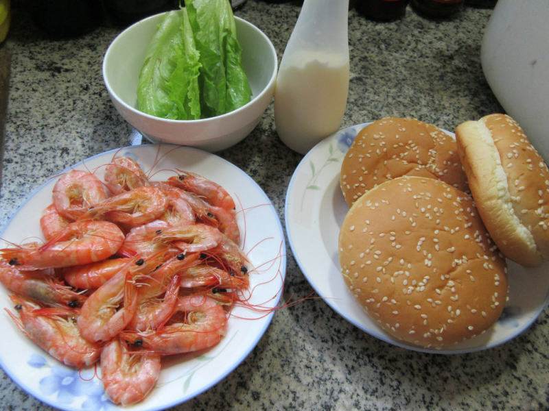 Steps for Making Shrimp Burger