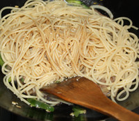 Steps for Making Black Pepper Beef Pasta