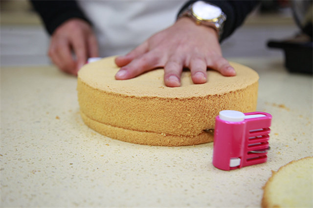 Steps for Making Fresh Ocean Cake