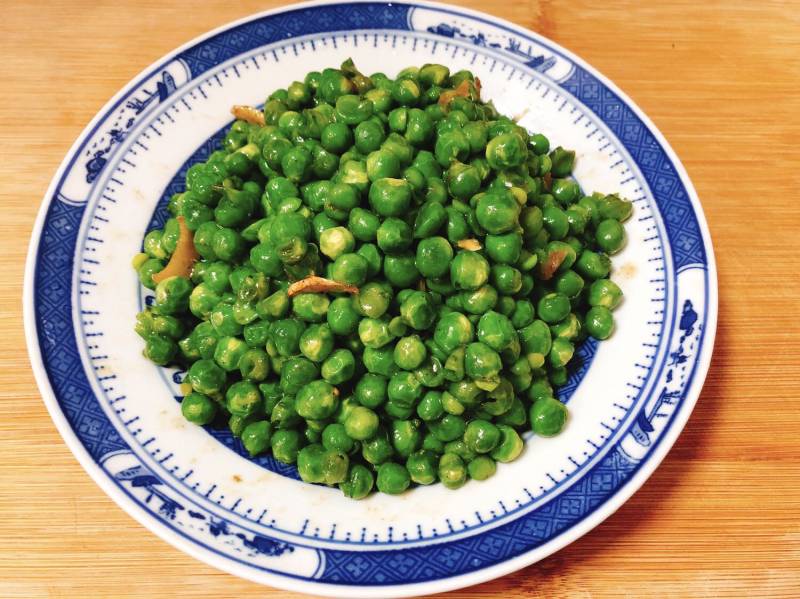 Steps for Stir-fried Pea Shoots