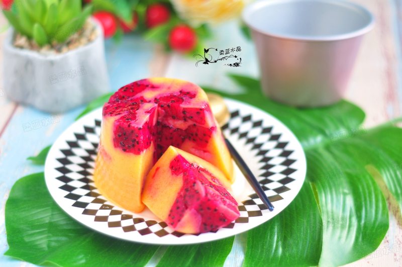 Dragon Fruit Pudding