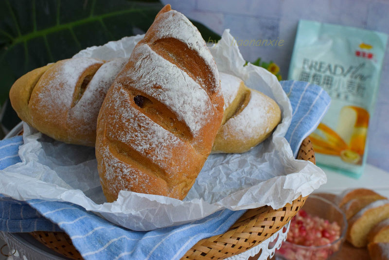 Raisin Brown Sugar Soft European Bread