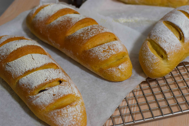 Steps for Making Raisin Brown Sugar Soft European Bread