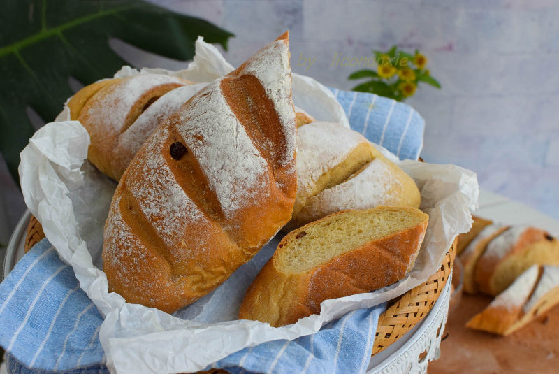 Raisin Brown Sugar Soft European Bread