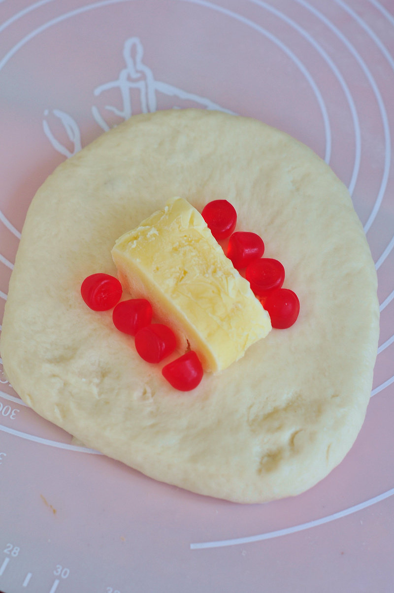 Steps for Making Candy Stuffed Bread
