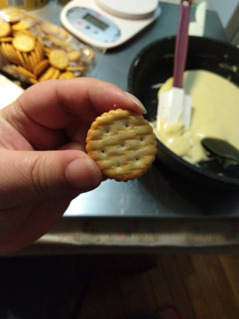 Button-shaped Cow Biscuits Cooking Steps