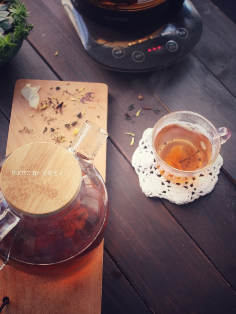 【Guangdong】Lung-Clearing and Throat-Moistening Tea