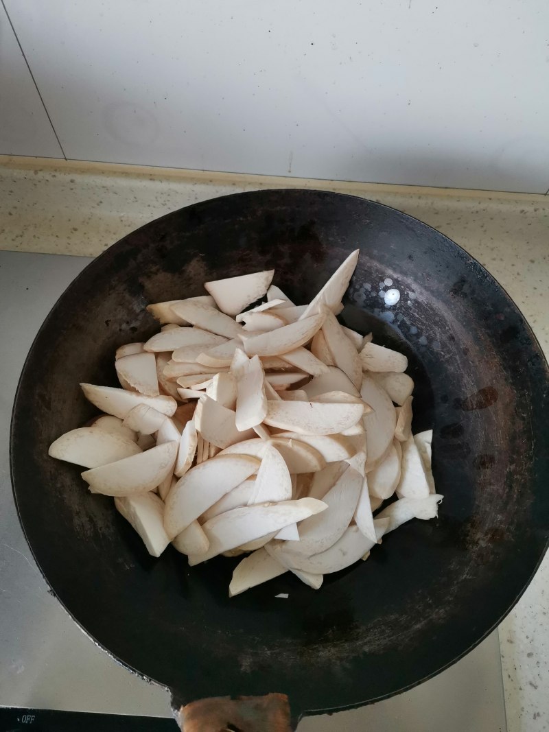 Laba Garlic Stir-Fried King Oyster Mushrooms Steps