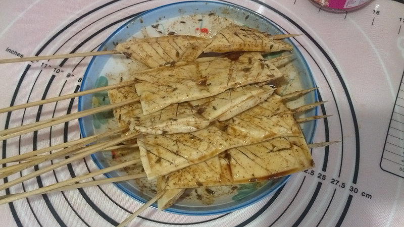 Steps for making Roasted Cumin Tofu Skewers