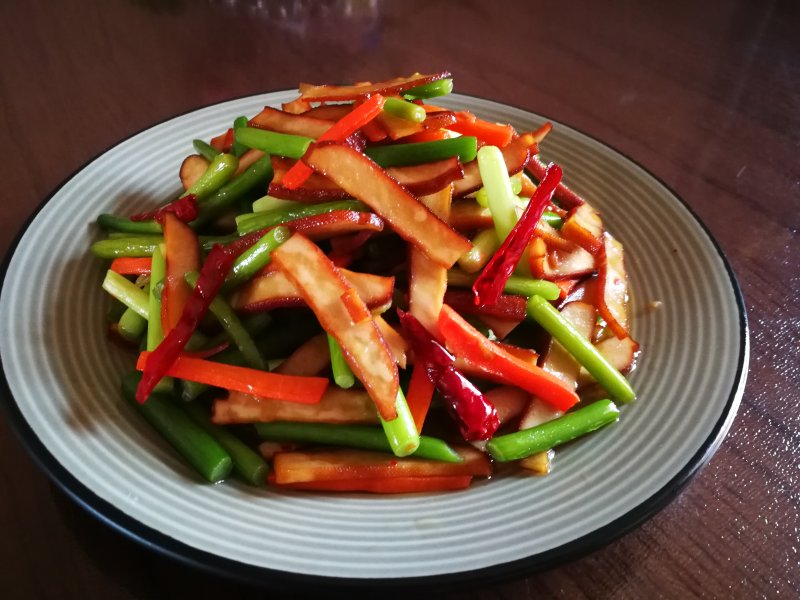 Stir-Fried Garlic Scapes with Five-Spice Tofu