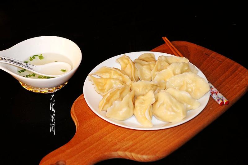 Cabbage and Egg Dumplings