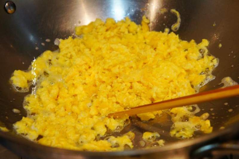 Steps for Making Cabbage and Egg Dumplings