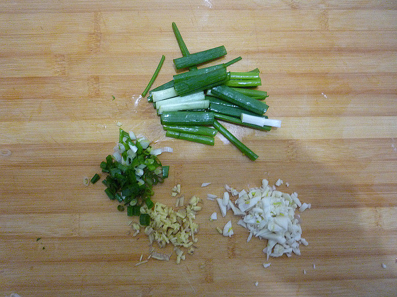 Steps for Making Shrimp and Vermicelli Clay Pot