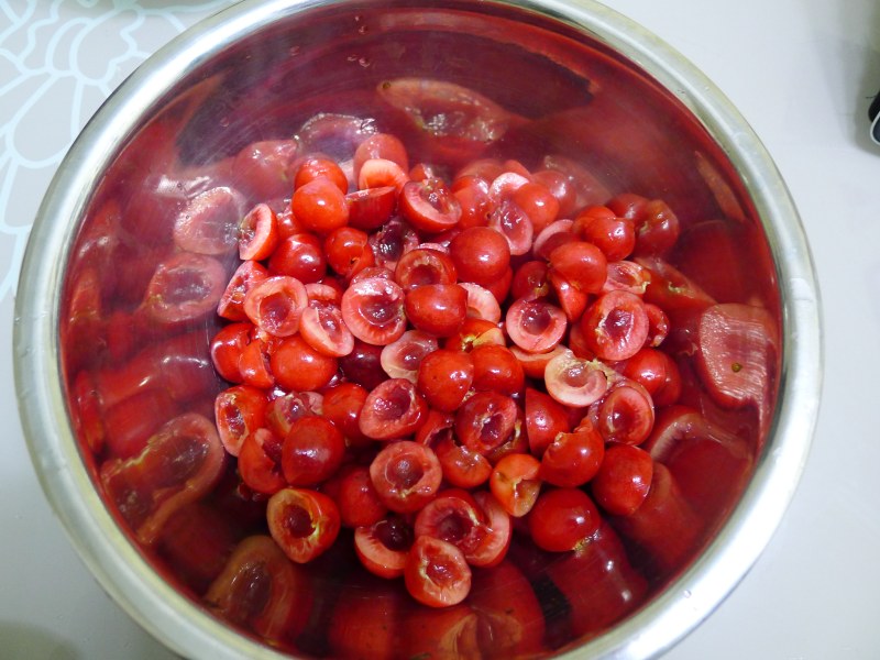 Steps for Making Homemade Cherry Jam