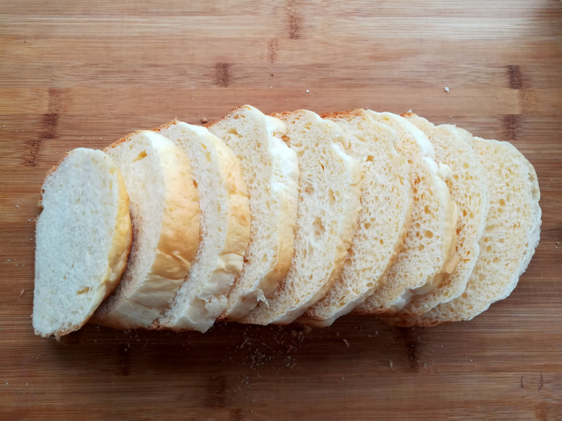 Steps for Making Homemade Bread Crumbs