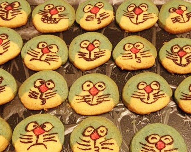 Steps for Making Doraemon Handmade Cookies