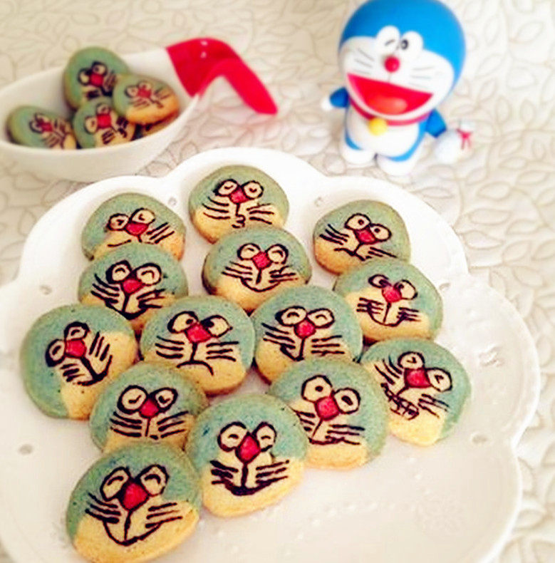 Steps for Making Doraemon Handmade Cookies