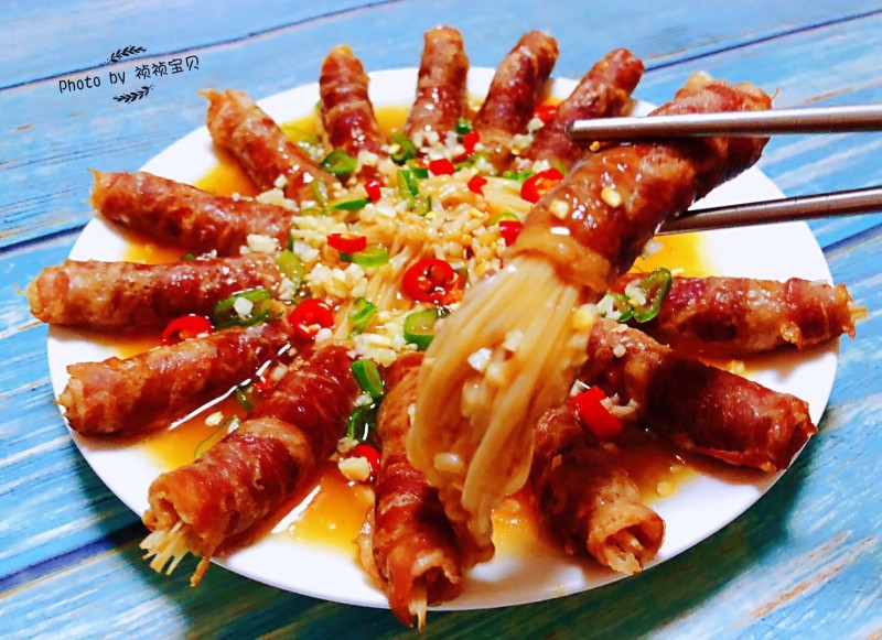 Steamed Beef with Enoki Mushrooms