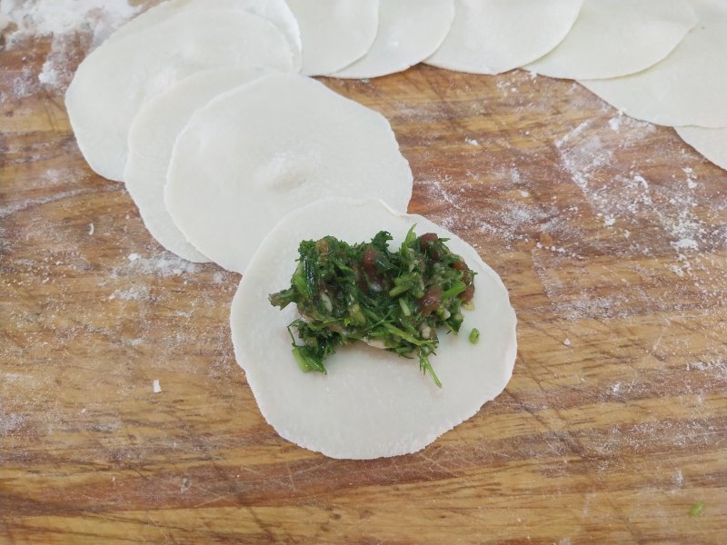 Steps for making Fennel Pork Dumplings