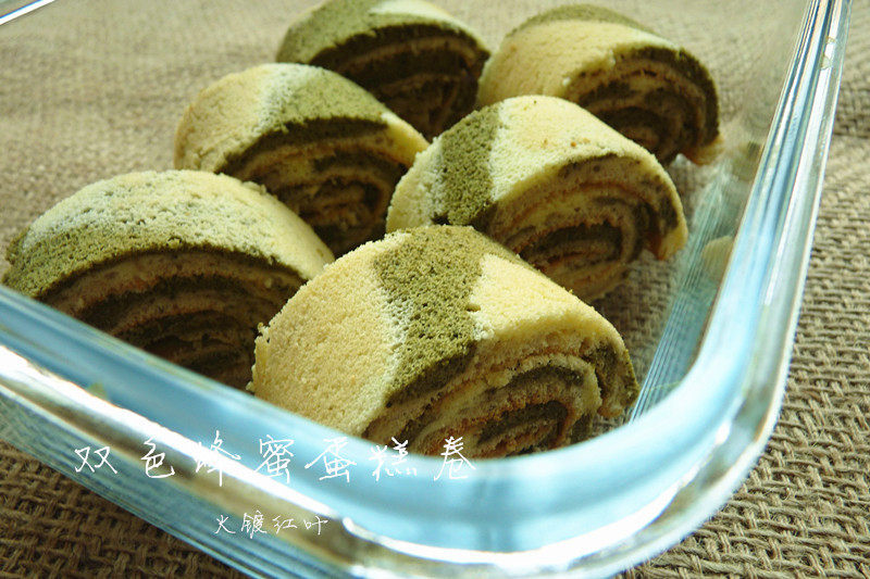Honey Two-Color Cake Roll