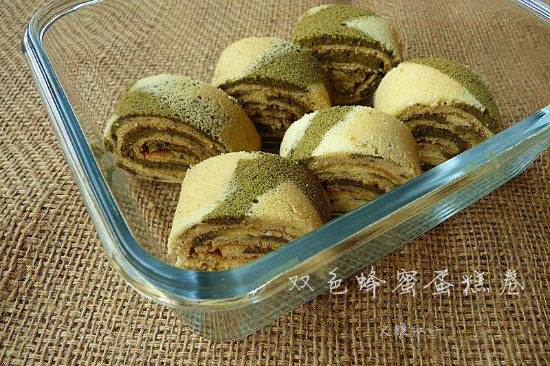 Honey Two-Color Cake Roll