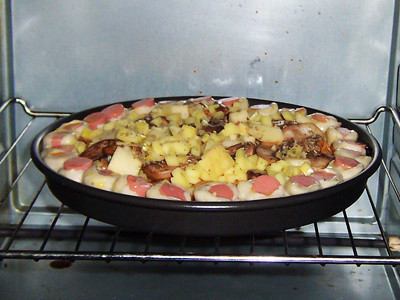 Steps for Making Apple and Chicken Pizza with Lace Edge