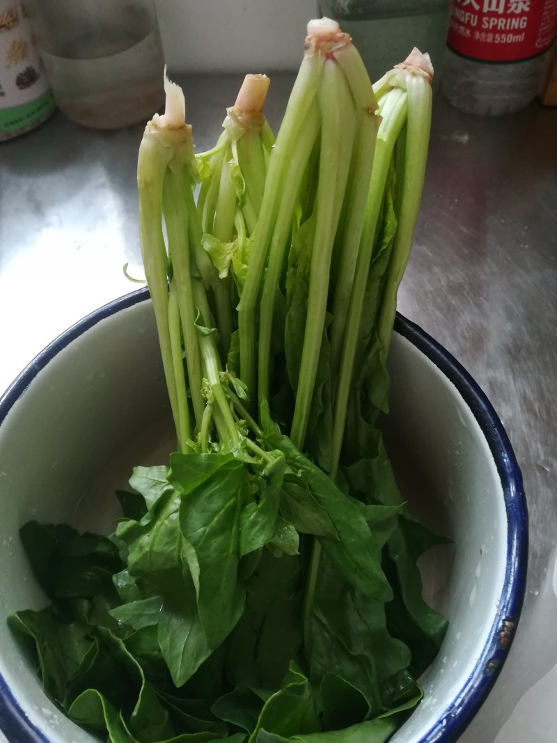 Steps to Cook Spinach and Bean Sprout Soup