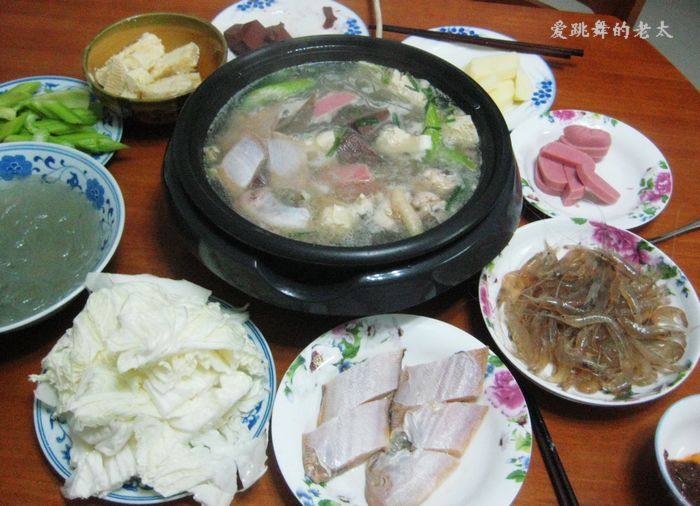 Authentic Soup Hot Pot