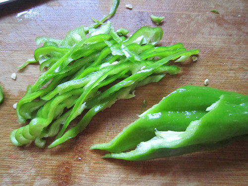 Home-style Eggplant Recipe - Sour and Spicy Eggplant Strips - Step by Step