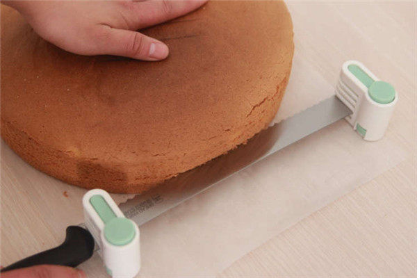 【Tomato Recipe】Christmas Photo Cake - Creating a Stunning Custom Cake - Preparation Steps