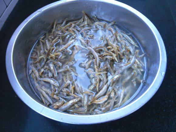 【Northeast China】Garlic Stir-Fried Small Dried Fish Cooking Steps