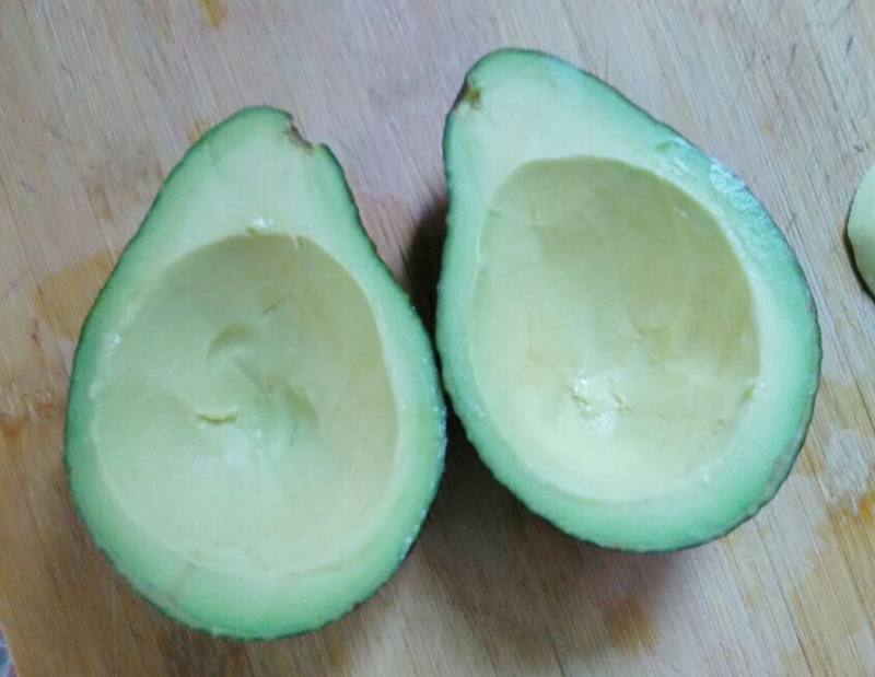 Steps for Cooking Egg Baked Avocado