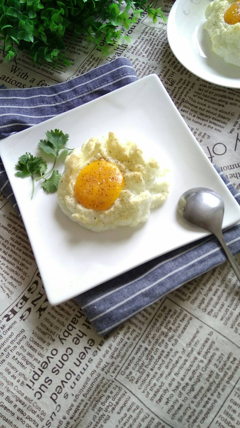 Steps for Cooking Cloud Egg