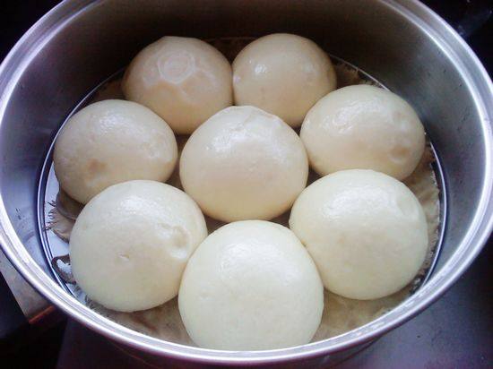 Steps for Making Old Dough Steamed Bun