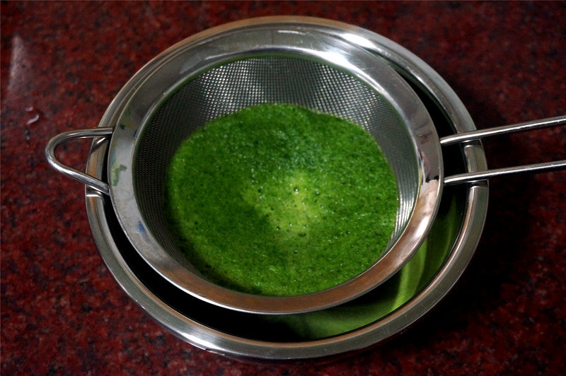 Steps for Making Spinach Noodles