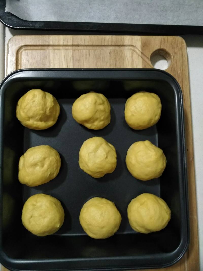 Pumpkin Cheese Bread Roll (Milk Croissant) Preparation Steps