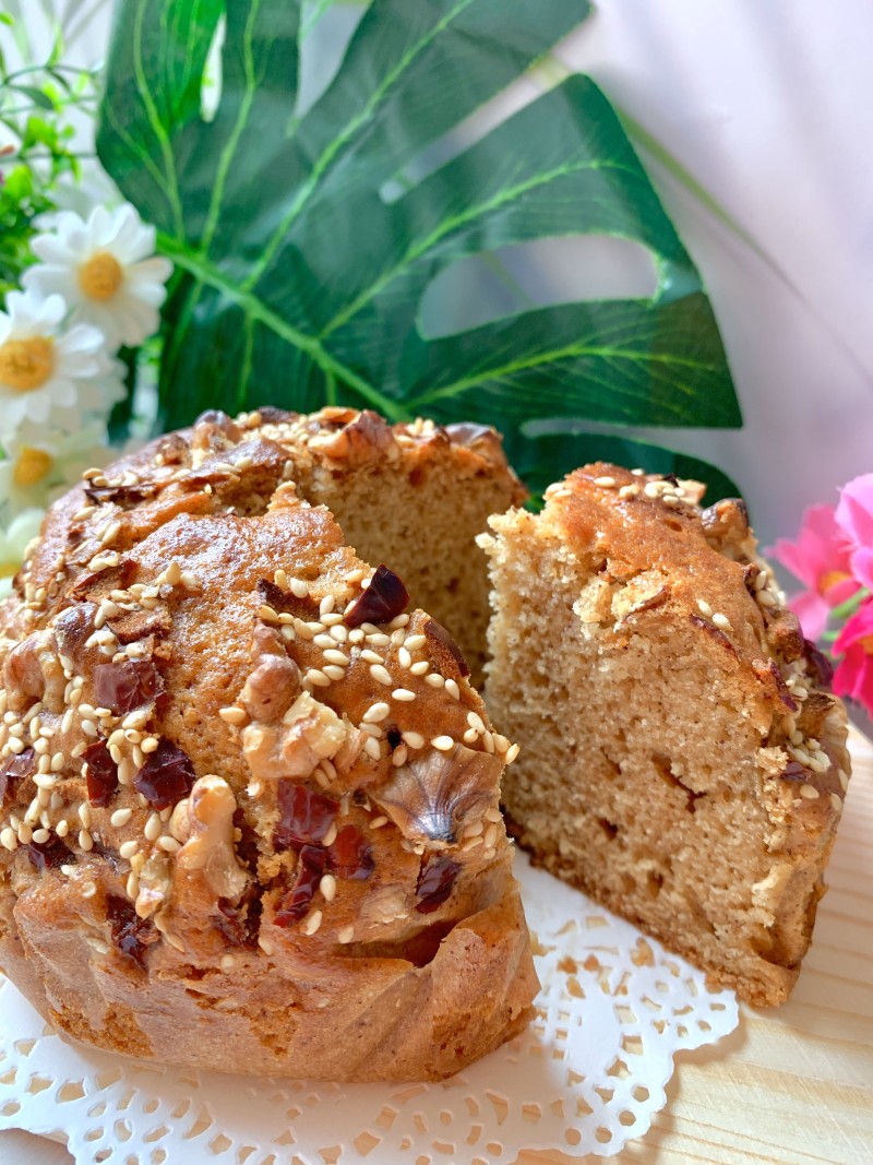 Red Date Walnut Cake (Simple Version)