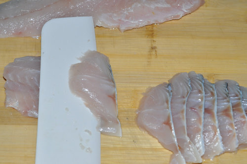 Steps for Cooking Four-Flavor Fish