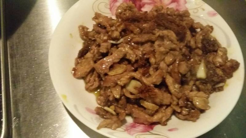 Steps for Cooking Leek and Pork Stir Fry (Simplified Version)