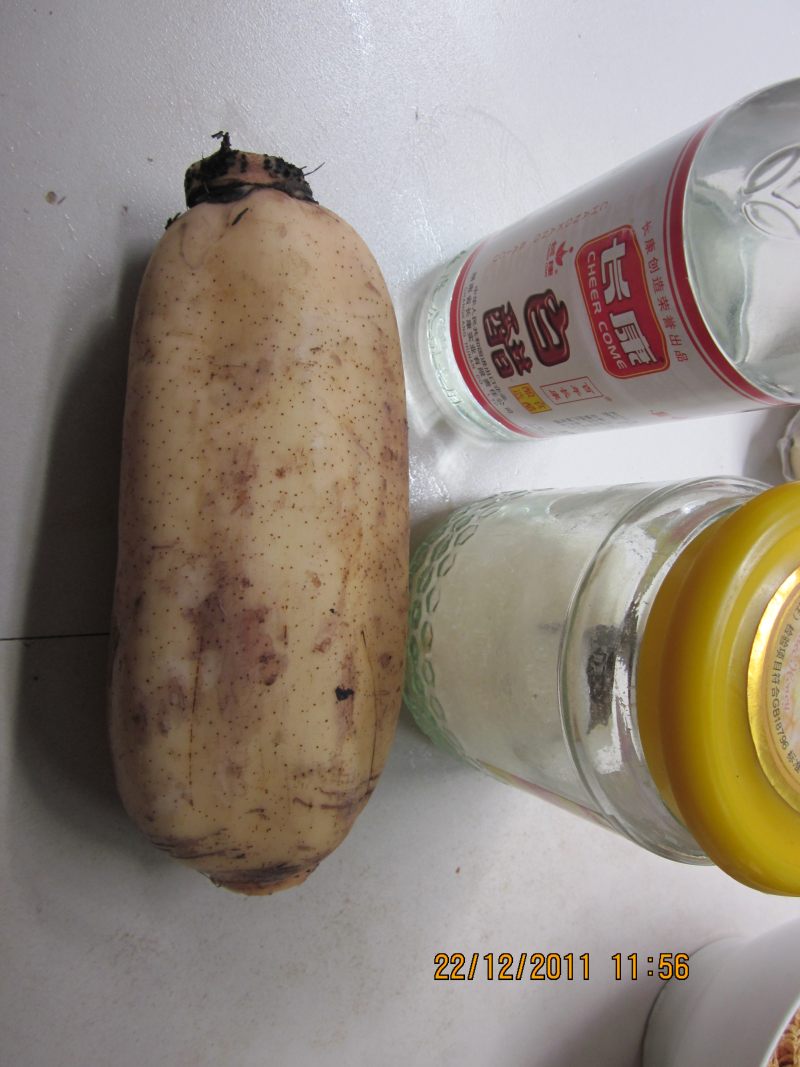 Steps for Stir-fried Lotus Root