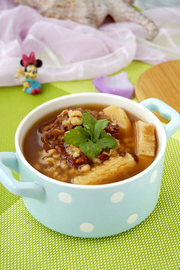 Chinese Yam, Adenophora, Coix Seed, and Beef Bone Soup