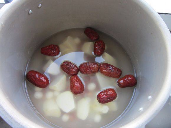 Steps to Make Sweet Potato and Lotus Seed Congee