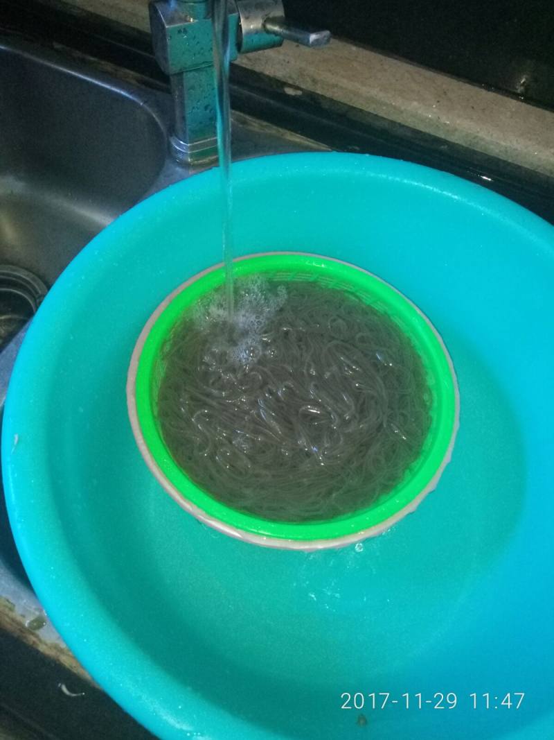 Stir-Fried Bean Sprouts with Sweet Potato Vermicelli - Step 9