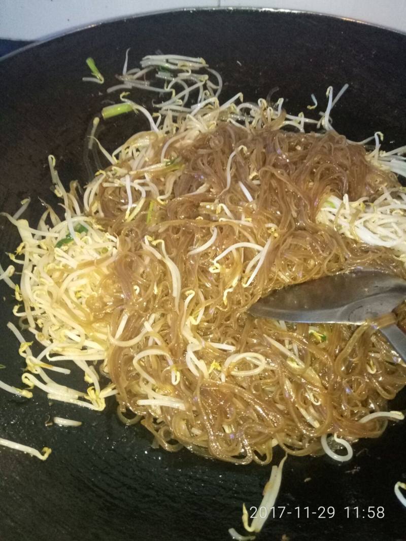 Stir-Fried Bean Sprouts with Sweet Potato Vermicelli - Step 19