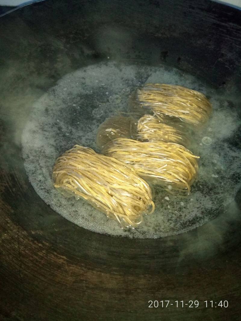 Stir-Fried Bean Sprouts with Sweet Potato Vermicelli - Step 7