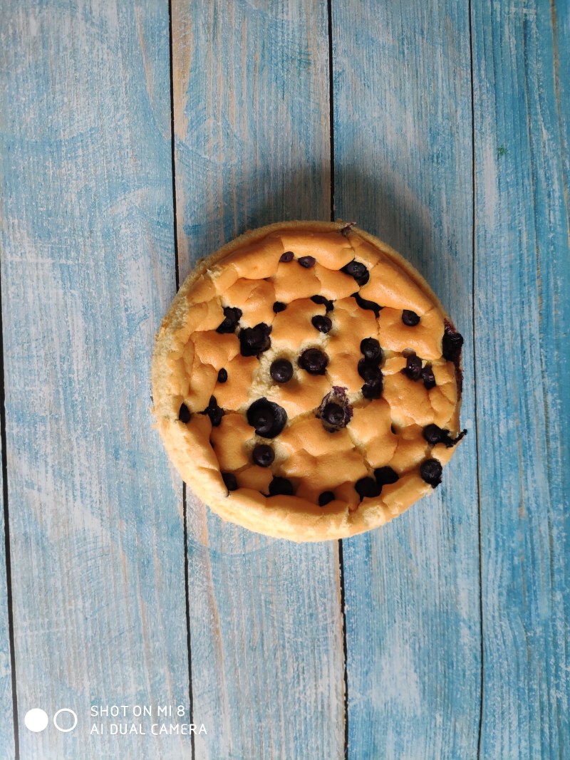 Steps for Making Blueberry Exploding Cake