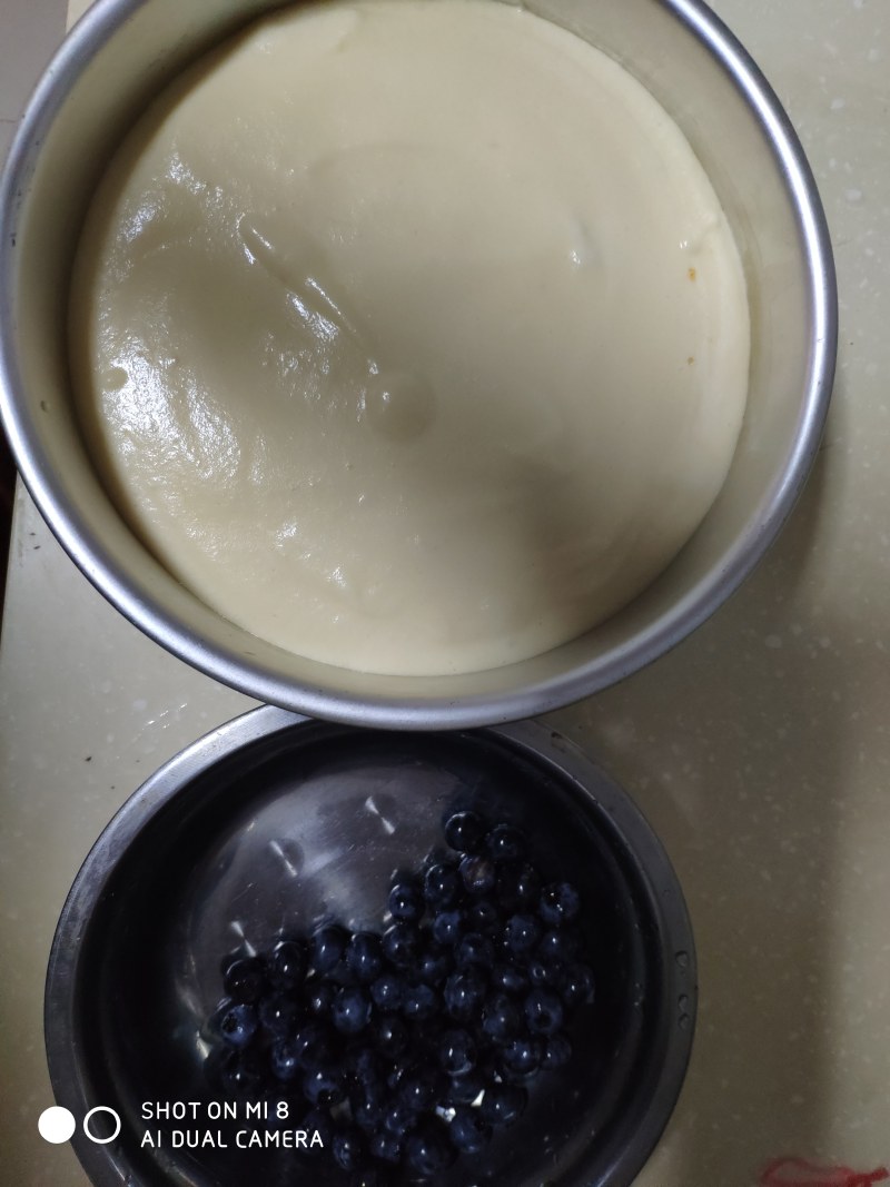 Steps for Making Blueberry Exploding Cake