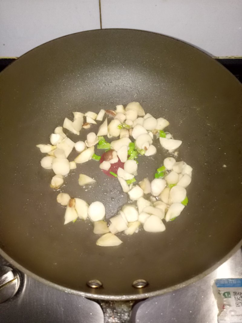 Steps for Making Mushroom Fried Rice