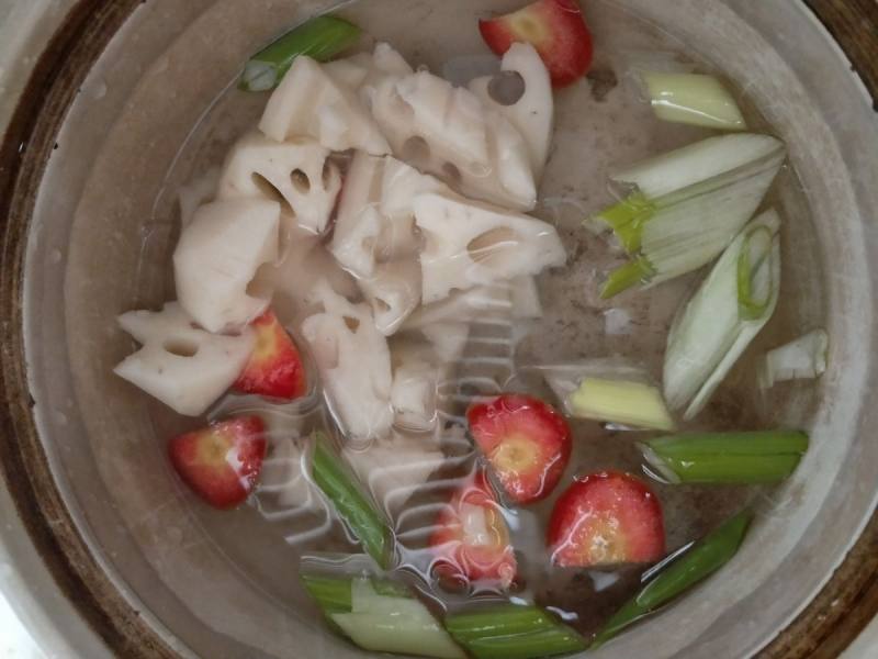 Steps to Make Corn and Lotus Root Soup